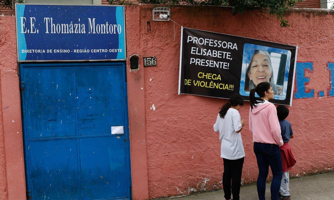 Capa Violência nas escolas: estados definem protocolos de combate