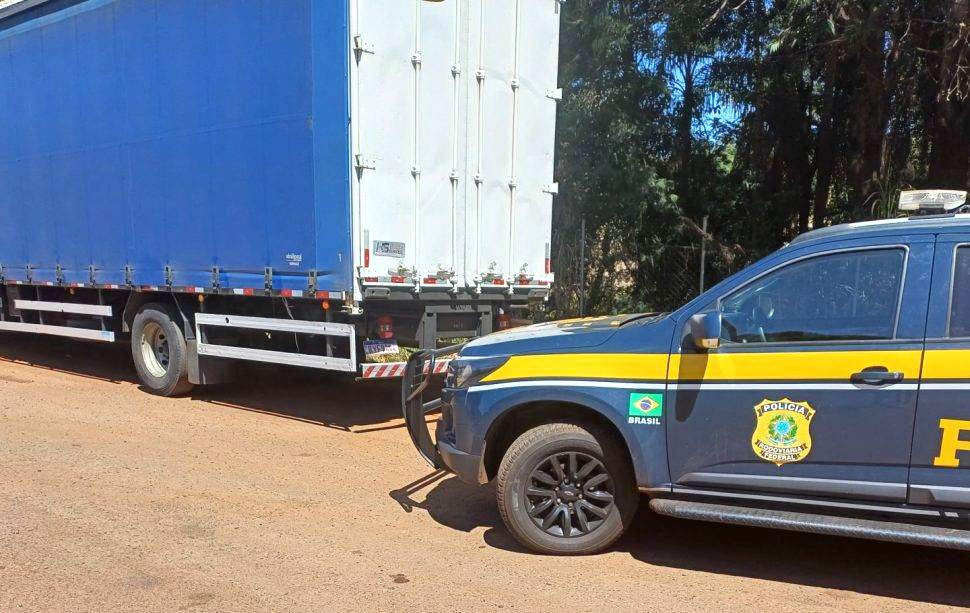 Capa PRF prende foragido da Justiça por descumprimento de medidas protetivas em Ijuí