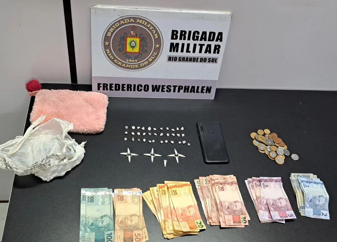 Capa Brigada Militar prende mulher por tráfico de drogas em Frederico Westphalen