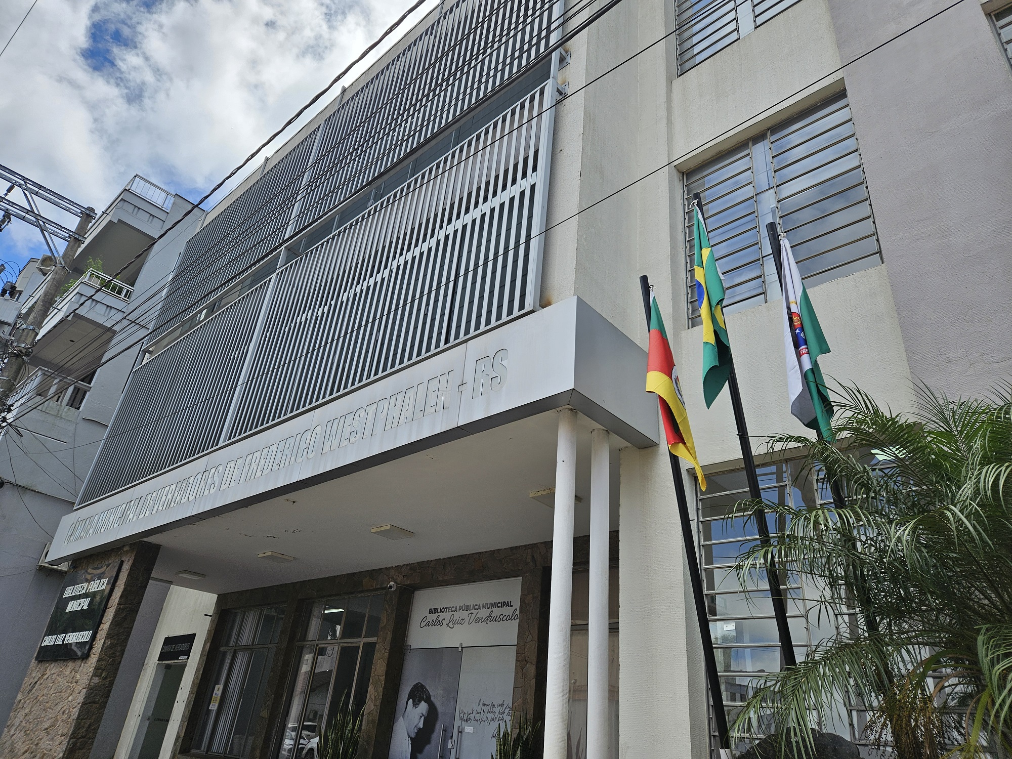 Capa Câmara de Vereadores de FW terá ponto facultativo na segunda-feira
