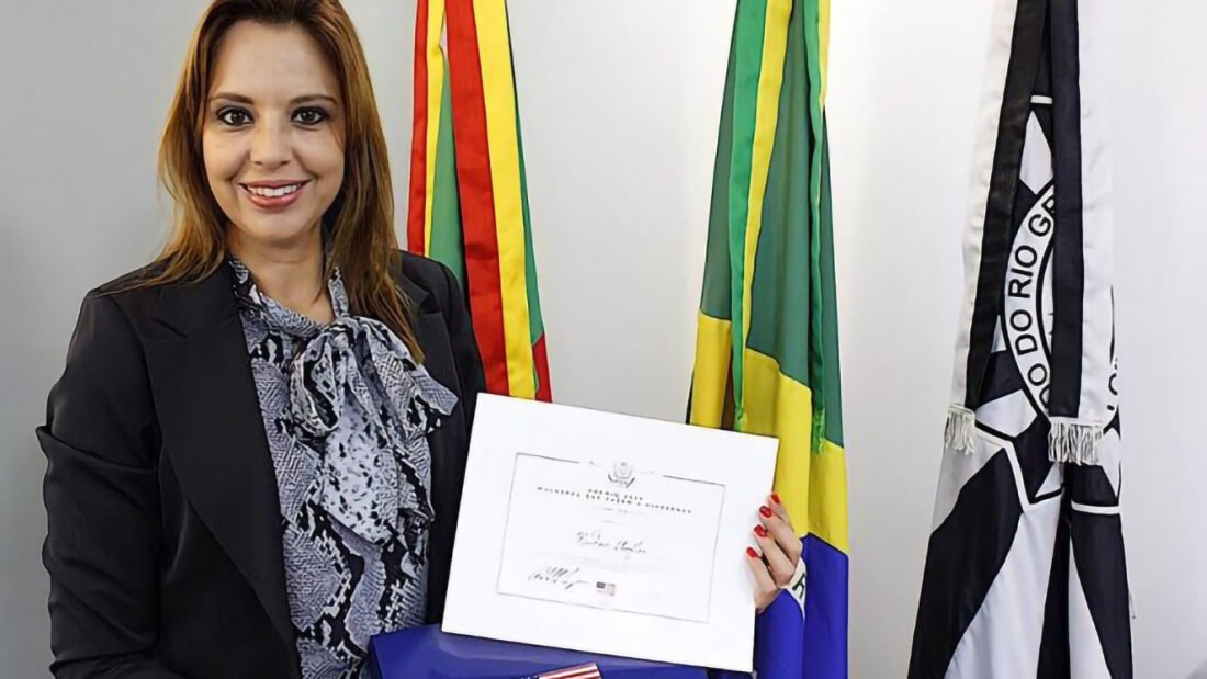 Capa Projeto de Lei visa prevenir o feminicídio ao permitir que mulheres conheçam o histórico de violência de parceiros