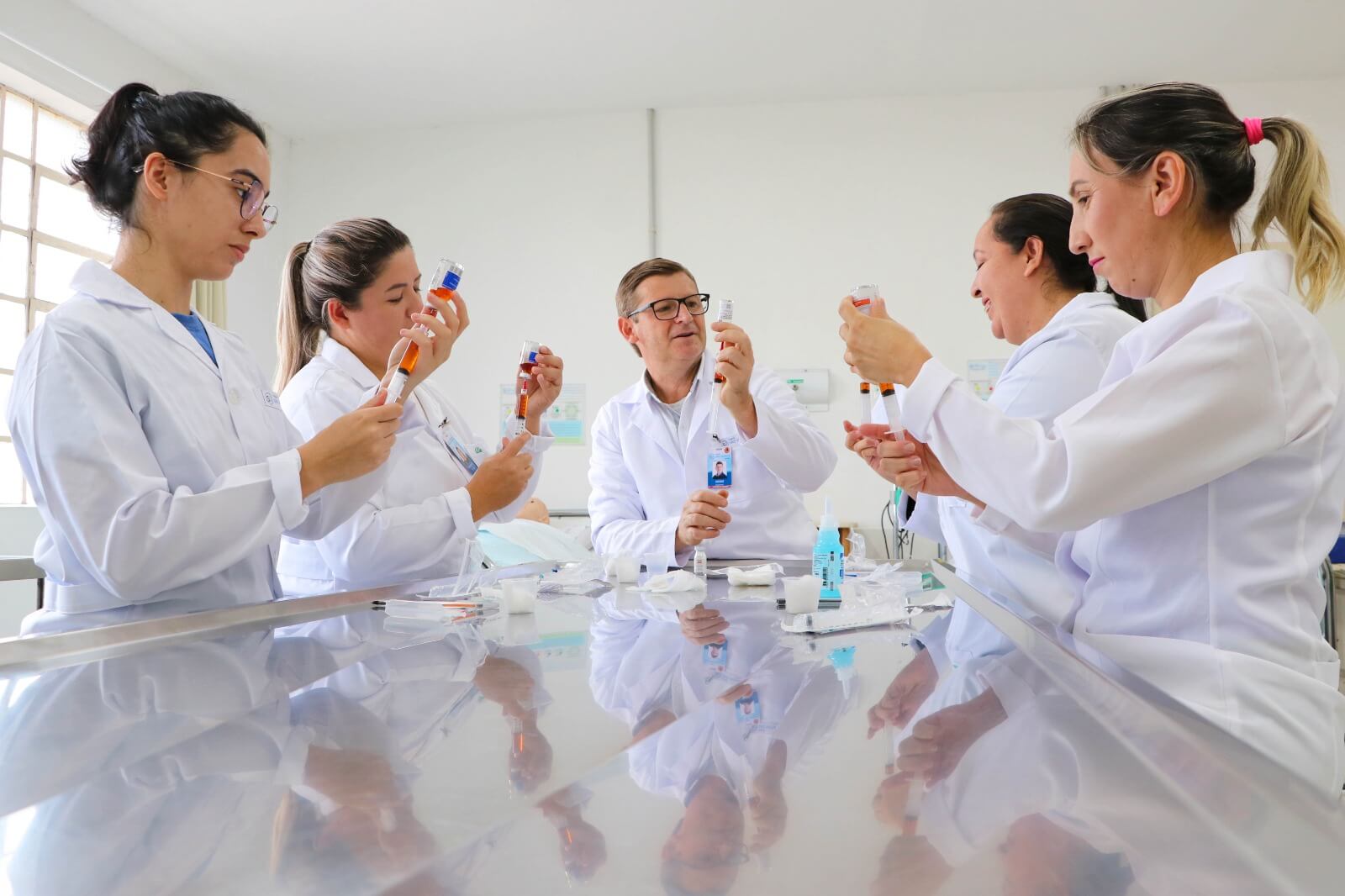 Capa HSVP abre vagas para o curso Técnico em Enfermagem