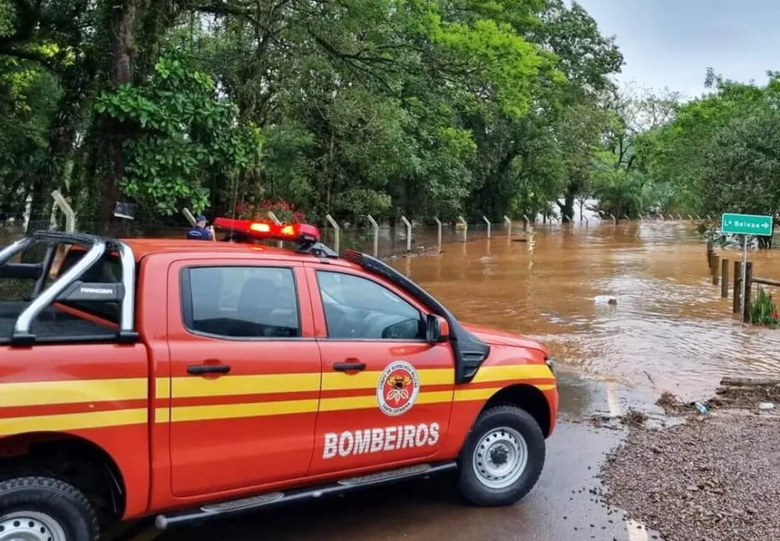 Capa Forças de segurança monitoram a cheia do rio Uruguai em Itapiranga