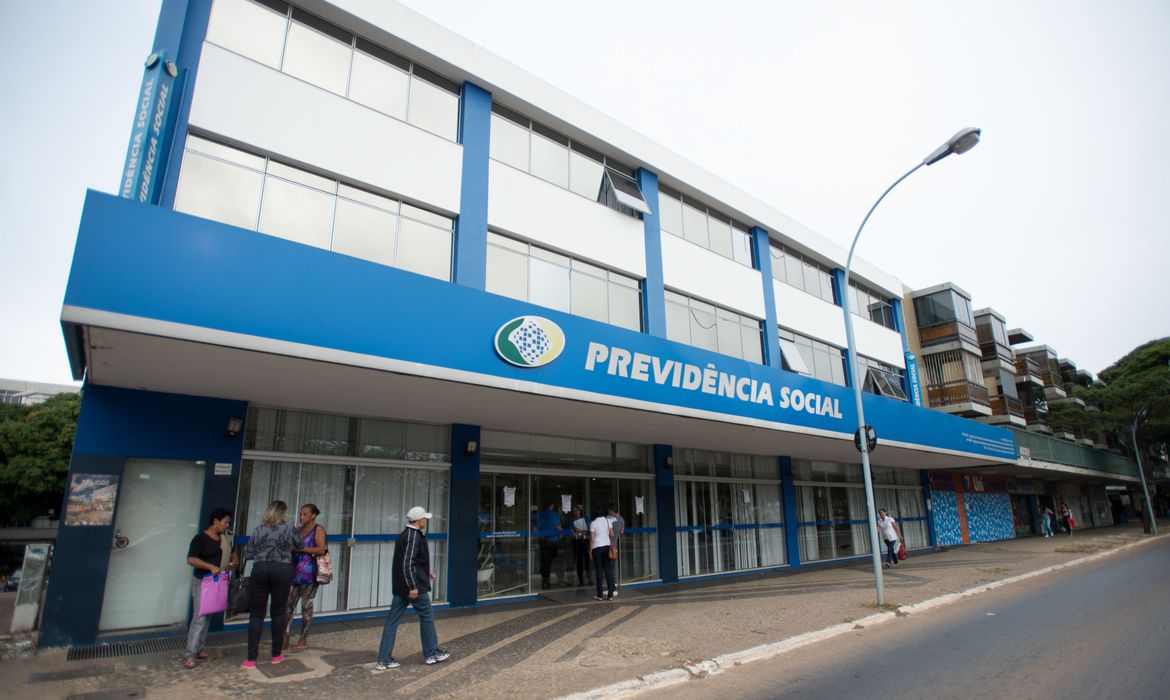 Capa Contribuinte deve ficar atento às mudanças nas regras da aposentadoria para 2023