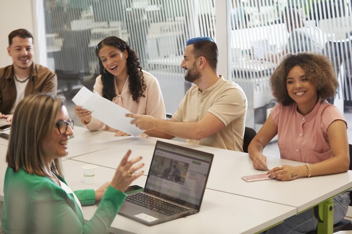 Capa Sicredi é a 4ª melhor empresa para trabalhar no Brasil