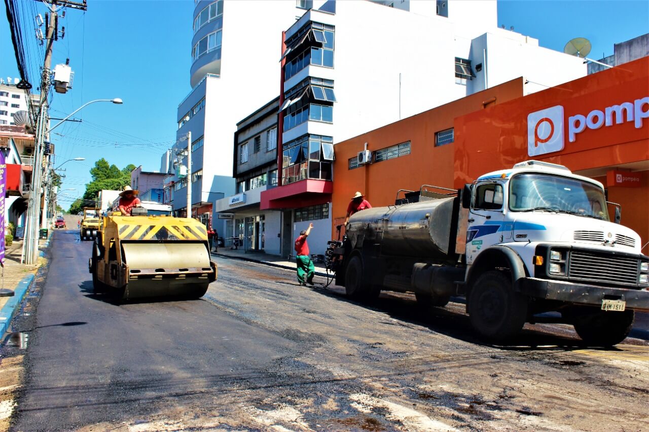 Capa Trecho da Rua José Cañellas recebe revitalização