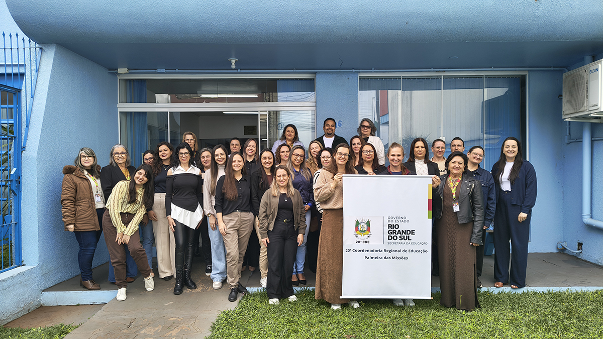 Capa Posse de mais de 140 professores fortalece a Rede Estadual na área da 20ª CRE