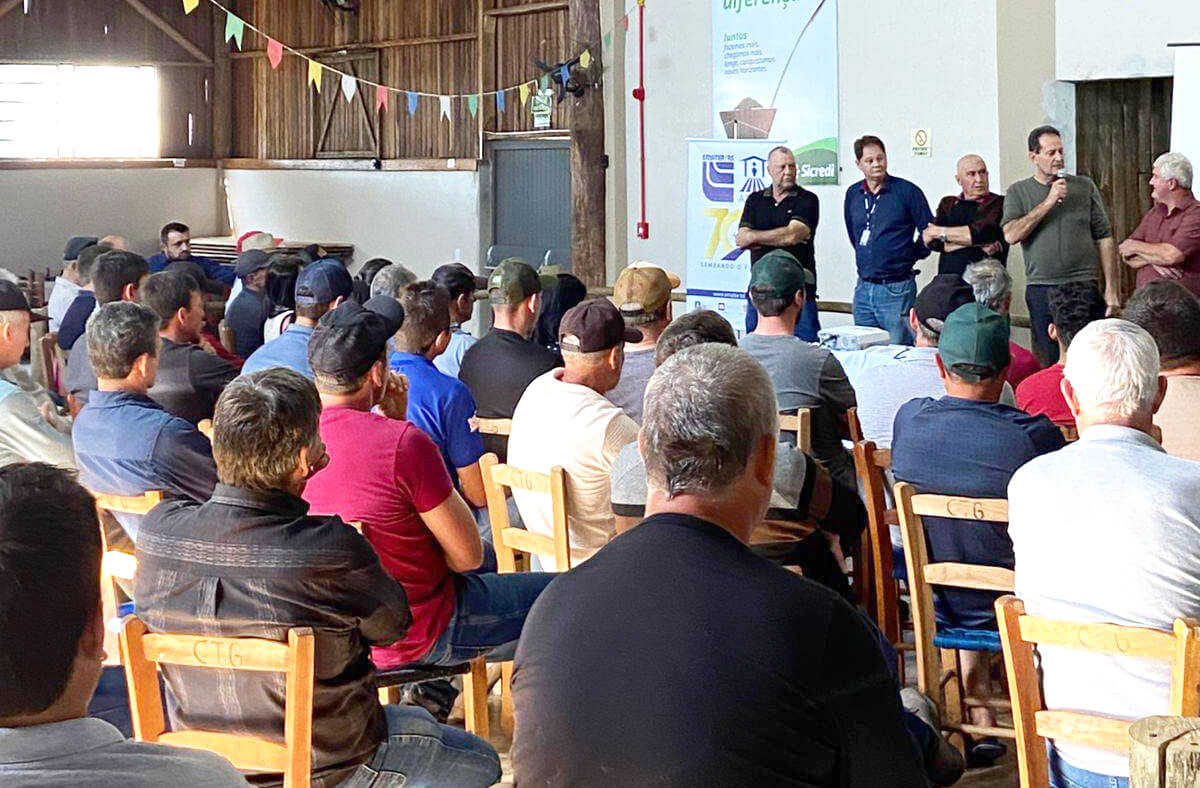 Capa Caiçara sedia reunião de divulgação da Operação Terra Forte para agricultores locais