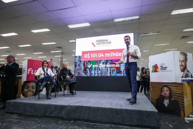 Capa Governo investirá mais de R$ 100 milhões em obras em 254 escolas até o fim de 2023