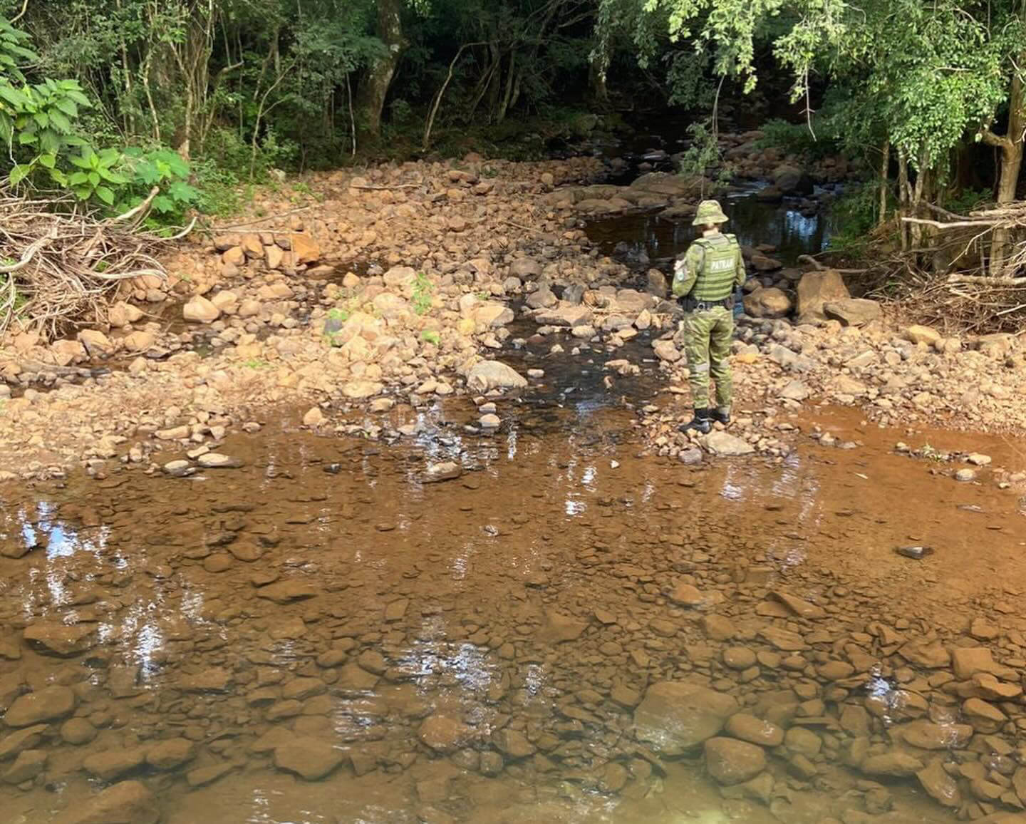 Capa Brigada Militar identifica contaminação química e mortandade de peixes em Frederico Westphalen