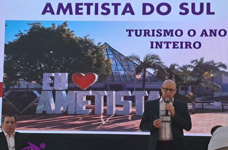 Capa Ametista do Sul é destaque na 2ª Confetur