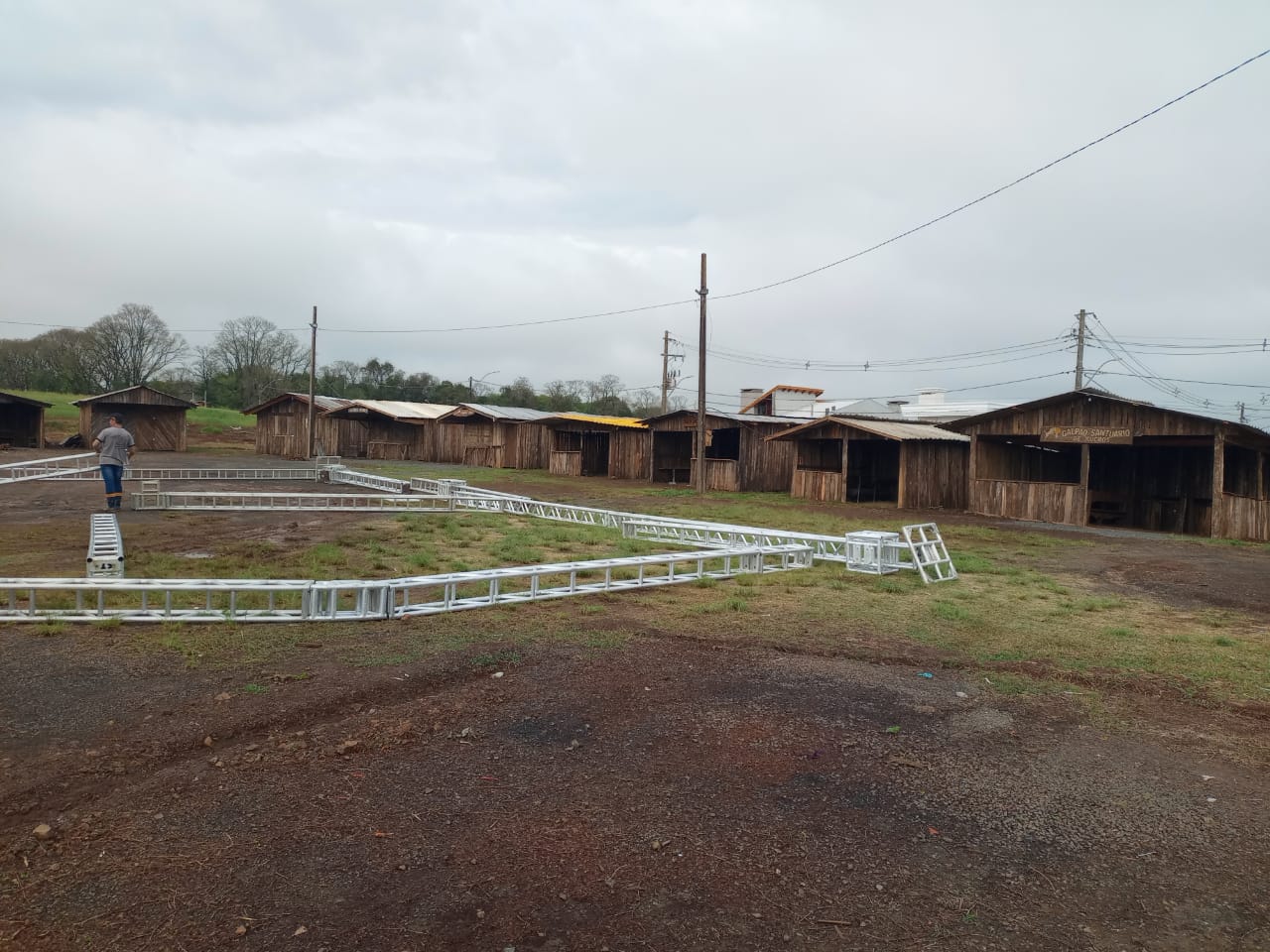 Capa Estrutura do 22º Acampamento Farroupilha de Nonoai está concluída para o início da programação