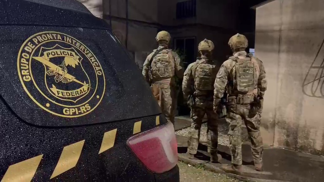 Capa Polícia Federal prende nove pessoas suspeitas de tortura de crianças e animais no RS