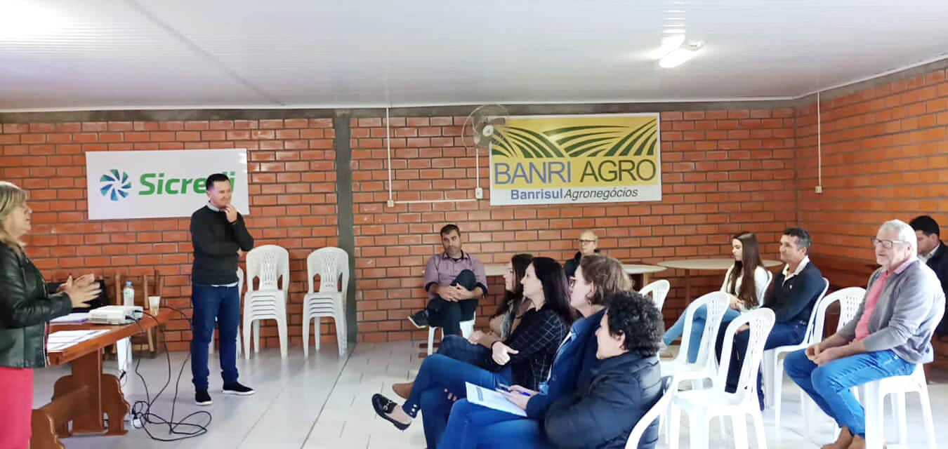 Capa Consultoria debate o Plano de Turismo de Caiçara