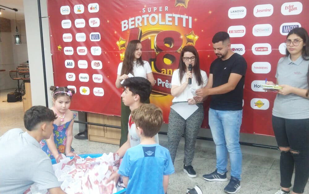 Capa Super Bertoletti realiza último sorteio da campanha "Parceria Premiada"