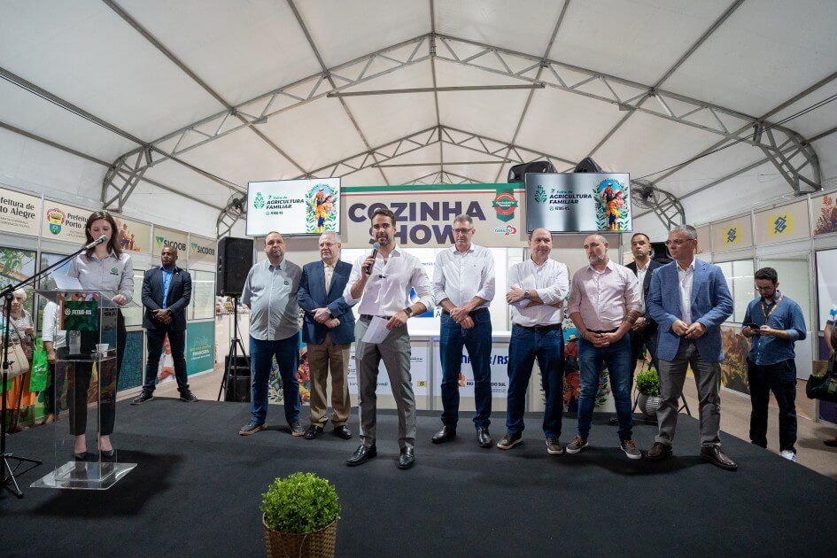 Capa Governador abre a 2ª edição da Feira da Agricultura Familiar em Porto Alegre