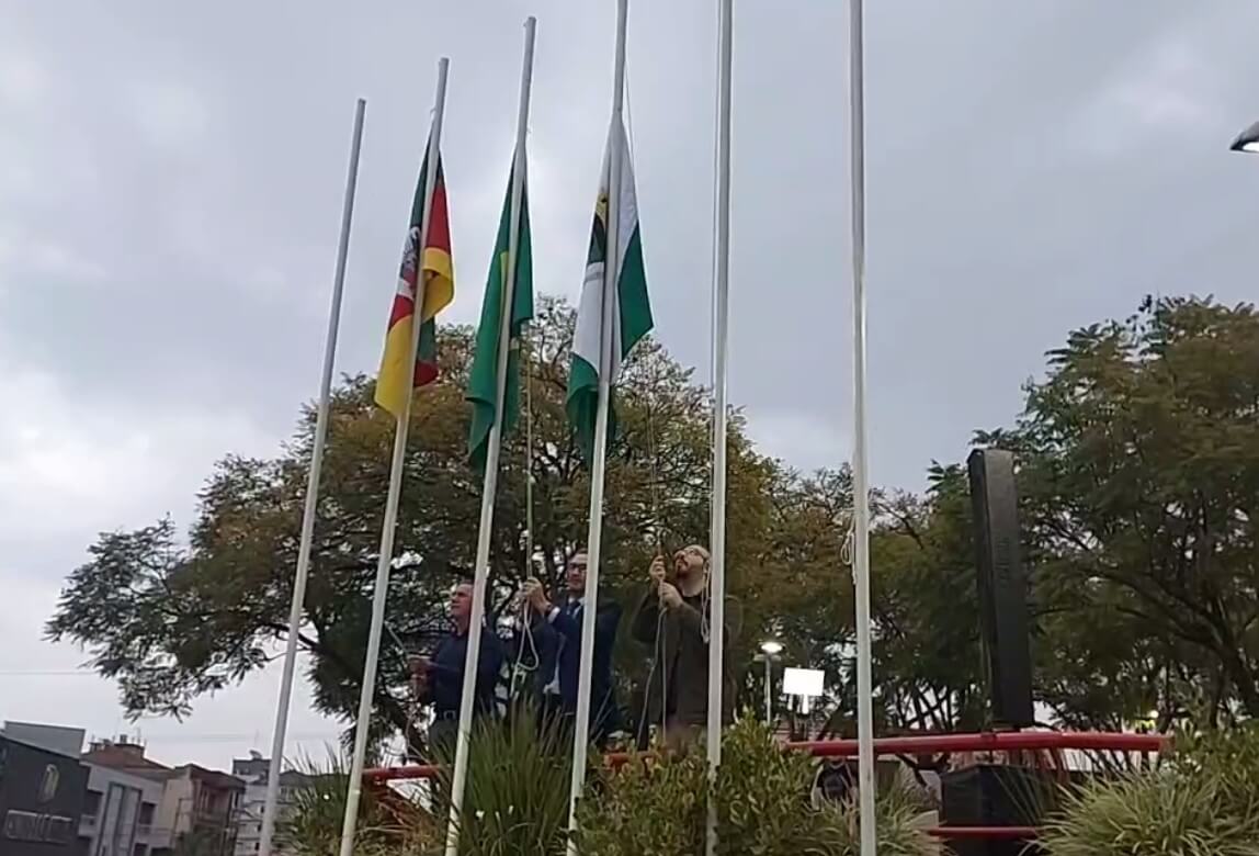 Capa Inicia a Semana da Pátria em FW