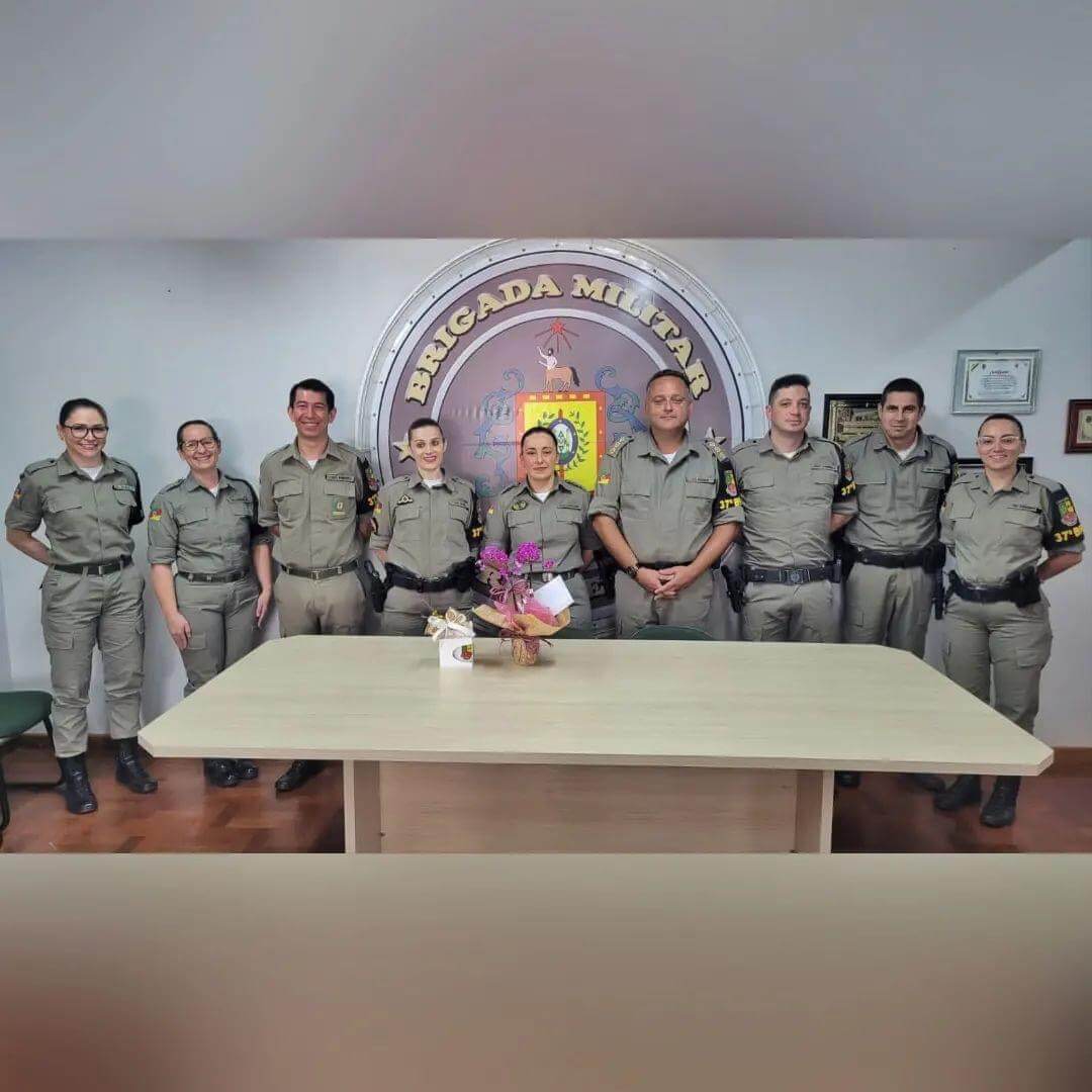 Capa 37º BPM recepciona nova Capitã
