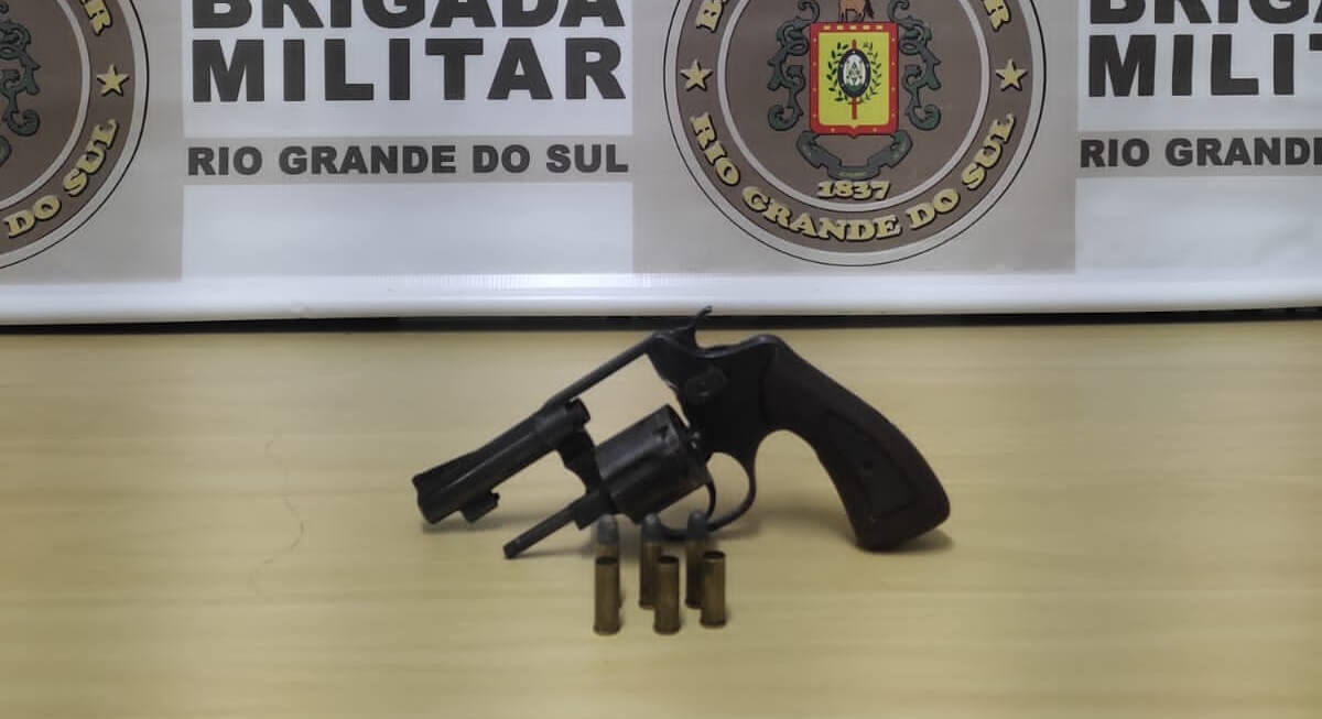 Capa Tenente Portela: BM realiza prisão por porte ilegal de arma de fogo