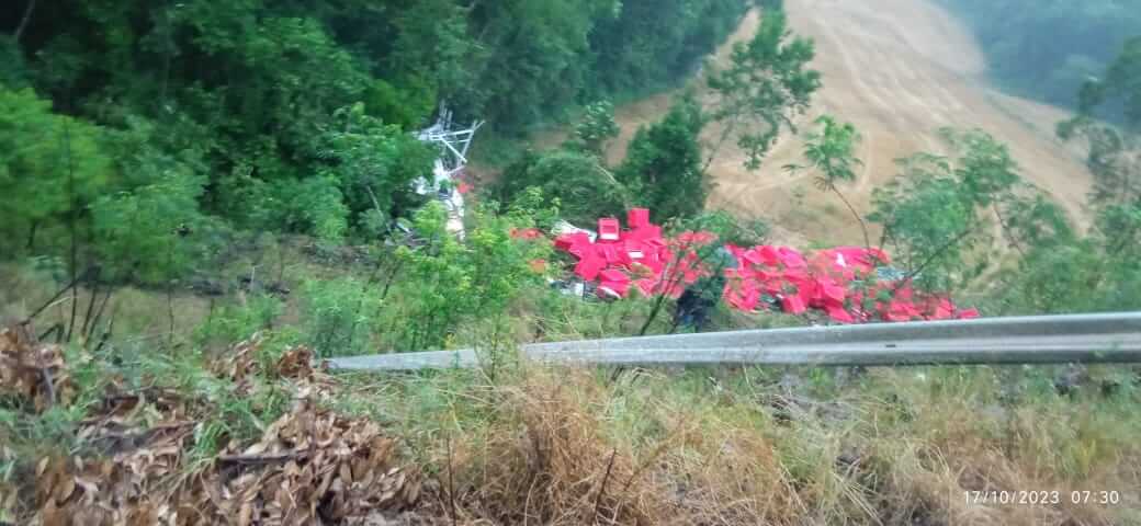 Capa Caminhoneiro morre em acidente na RSC 472 em Tenente Portela