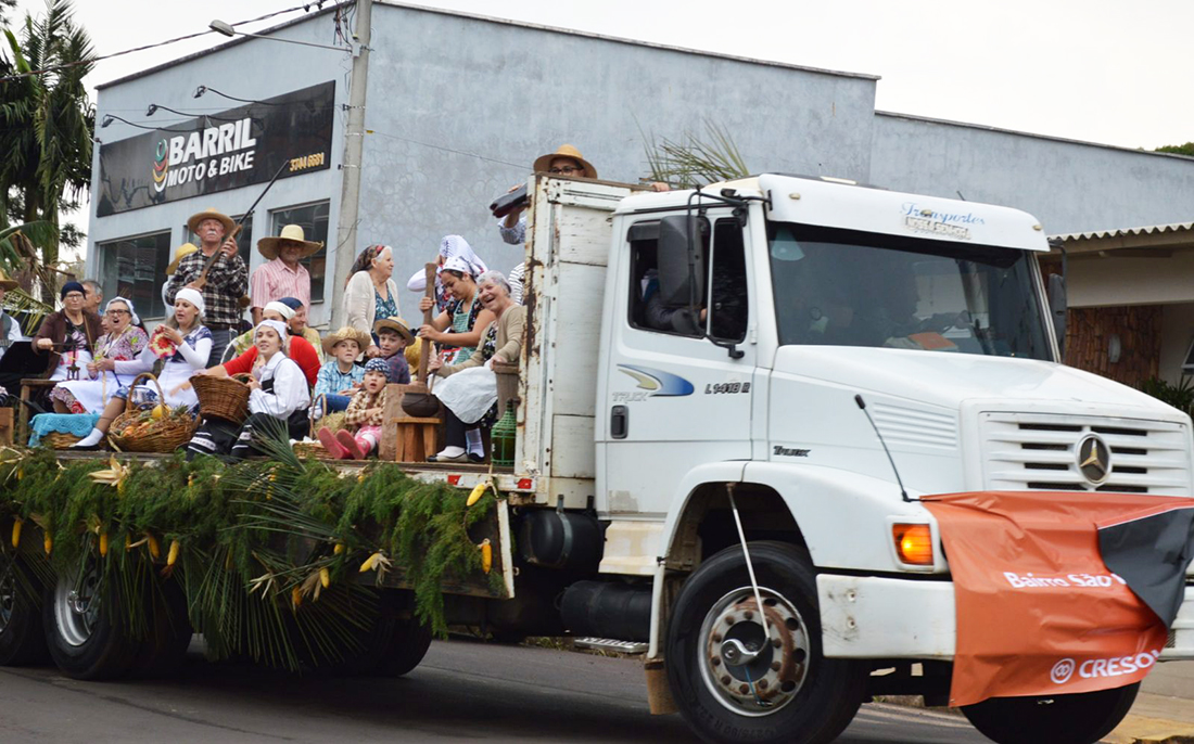 Capa Cresol Raiz promove 4ª Festa do Colono em Frederico Westphalen com temática voltada ao futuro da agricultura