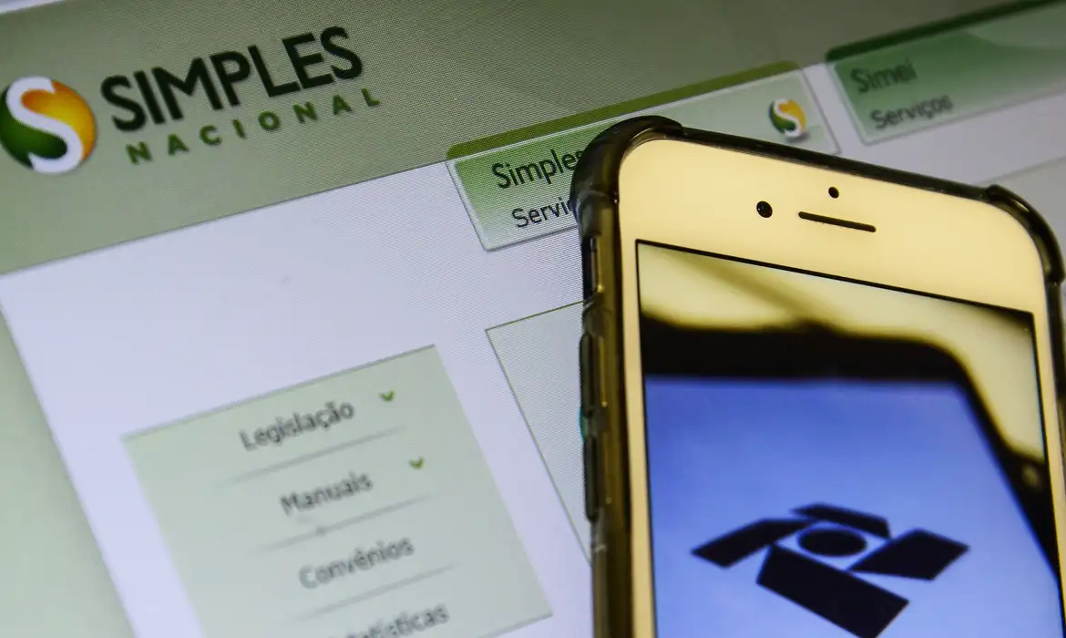 Capa Empresas e MEI têm até dia 31 para regularizar dívidas com Simples