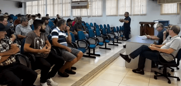 Capa Prefeitura de Palmitinho devolve subsídio a 89 produtores