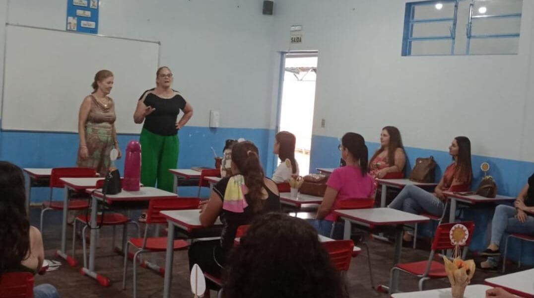 Capa Ametista do Sul: Educação proporciona formação à merendeiras da rede municipal de ensino