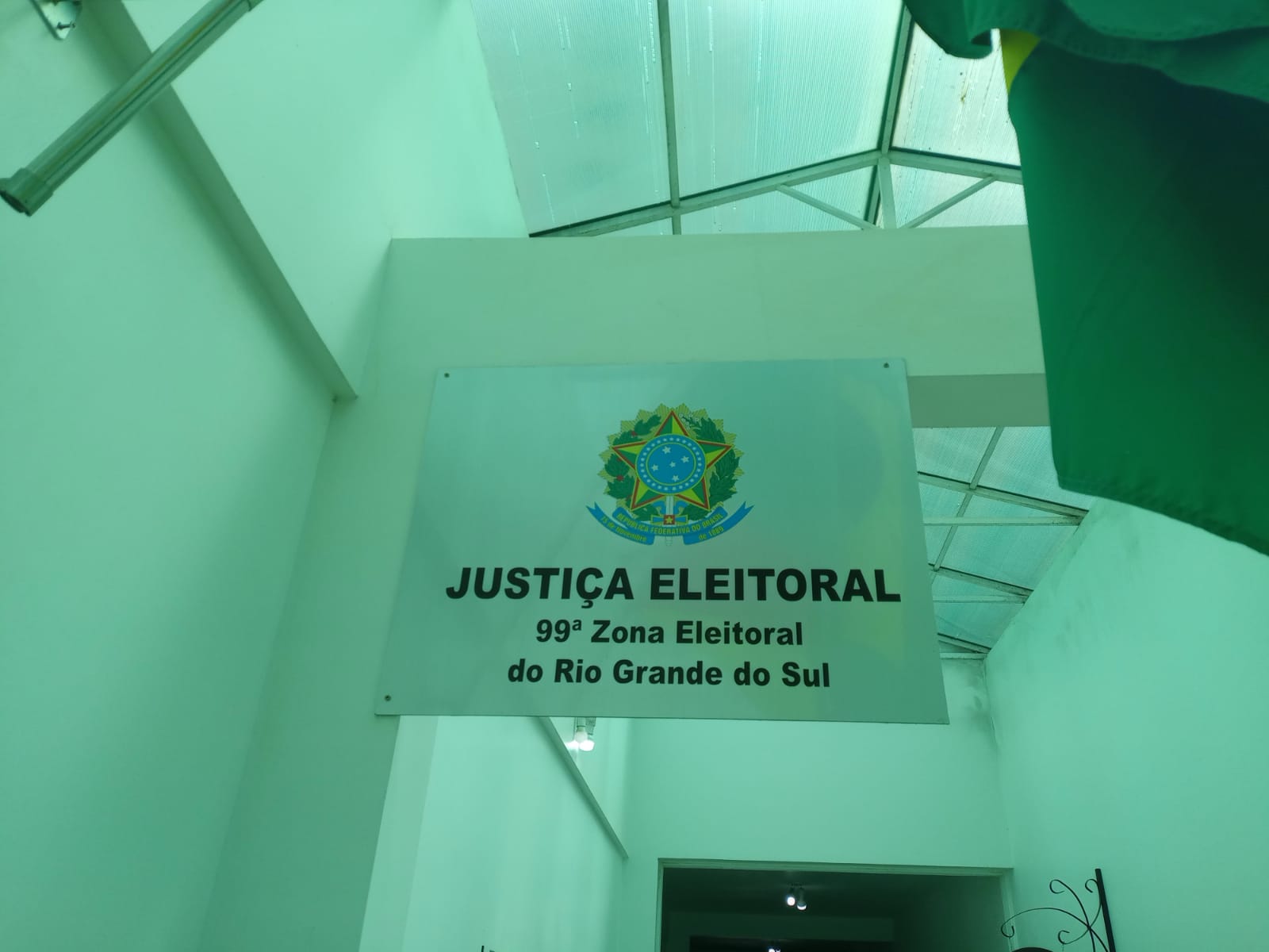 Capa Cartório da 99ª Zona Eleitoral de Nonoai iniciou a preparação das urnas para o pleito de 2026