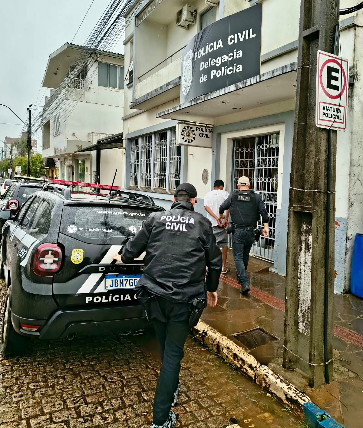 Capa Polícia Civil prende homem em flagrante por tráfico de drogas em Palmeira das Missões