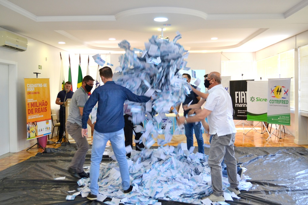 Capa Sorteio da Campanha Show de Prêmios 2022 acontece na próxima semana