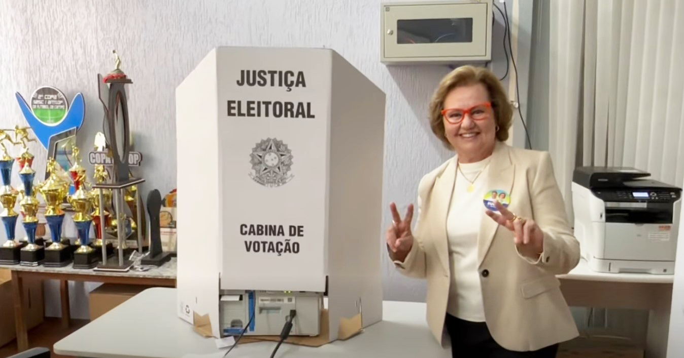 Capa Silvana Covatti vota em Frederico Westphalen e demonstra otimismo para o resultado das urnas