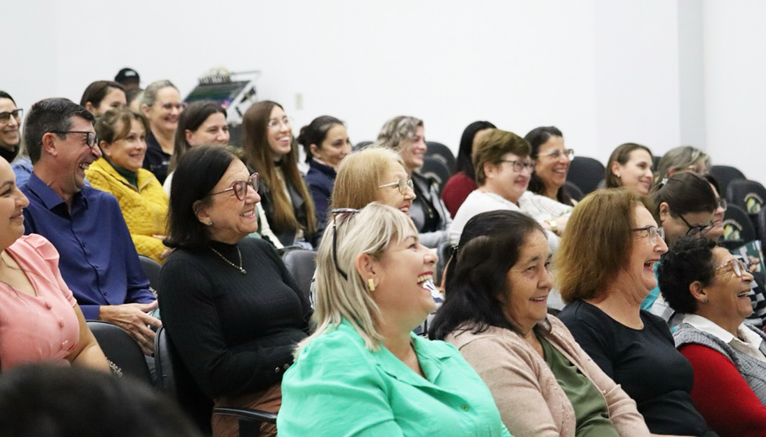 Capa Deputada Silvana Covatti participa de evento sobre políticas públicas para mulheres em Três Palmeiras