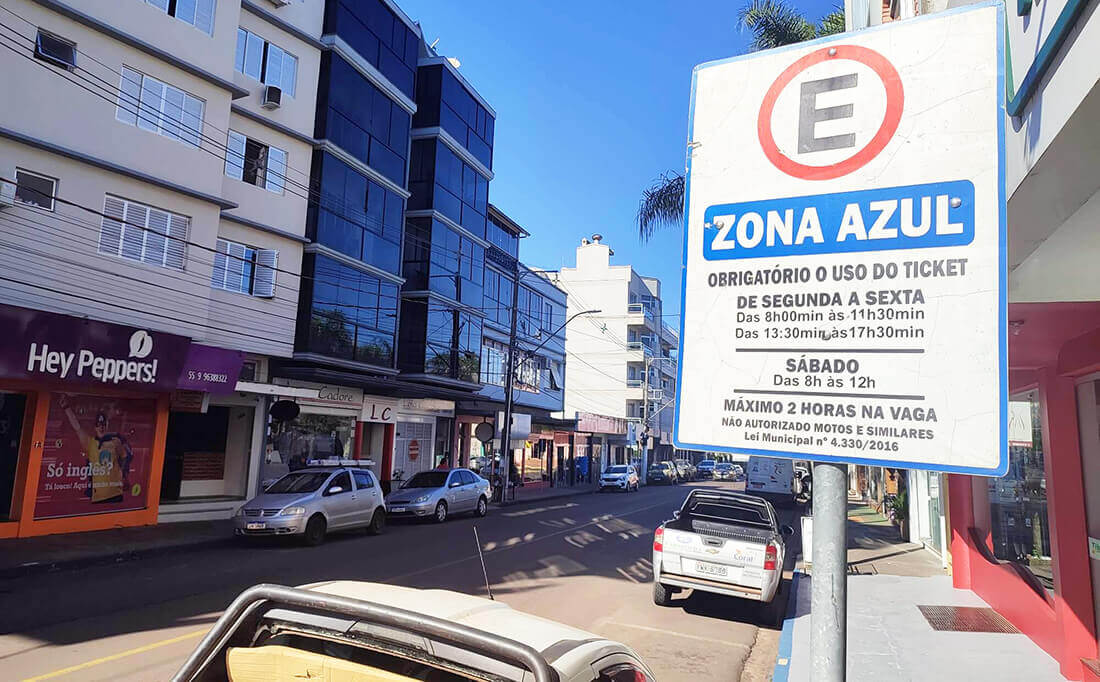 Capa Prefeitura publica edital para retomada do estacionamento rotativo em Frederico Westphalen