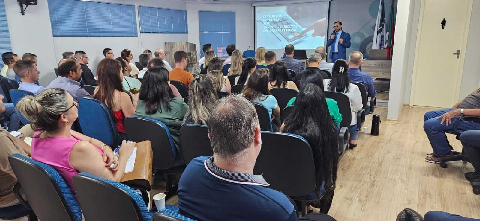 Capa AMZOP promove curso de Gestão em Ano Eleitoral