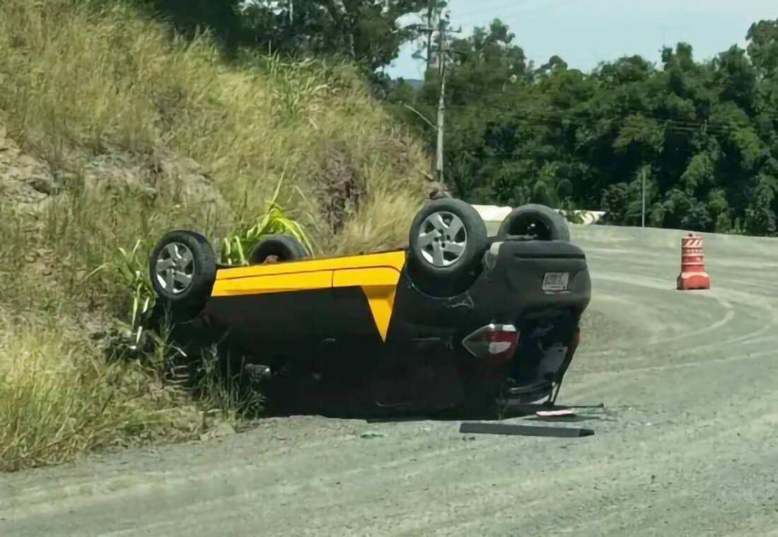 Capa Veículo capota na ERS-305 em trecho entre Crissiumal e Horizontina