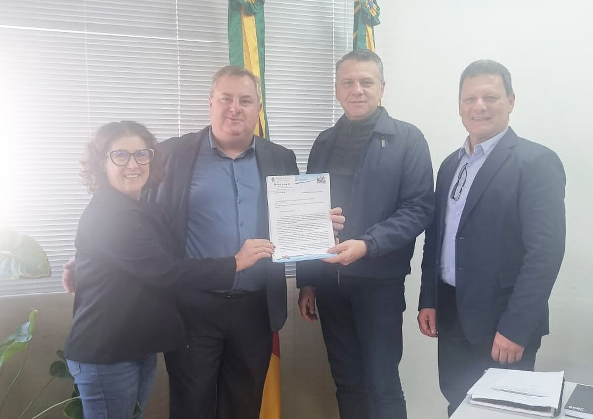 Capa Prefeito Benhur Barth busca recursos em Porto Alegre para saneamento, água e estiagem em Palmitinho