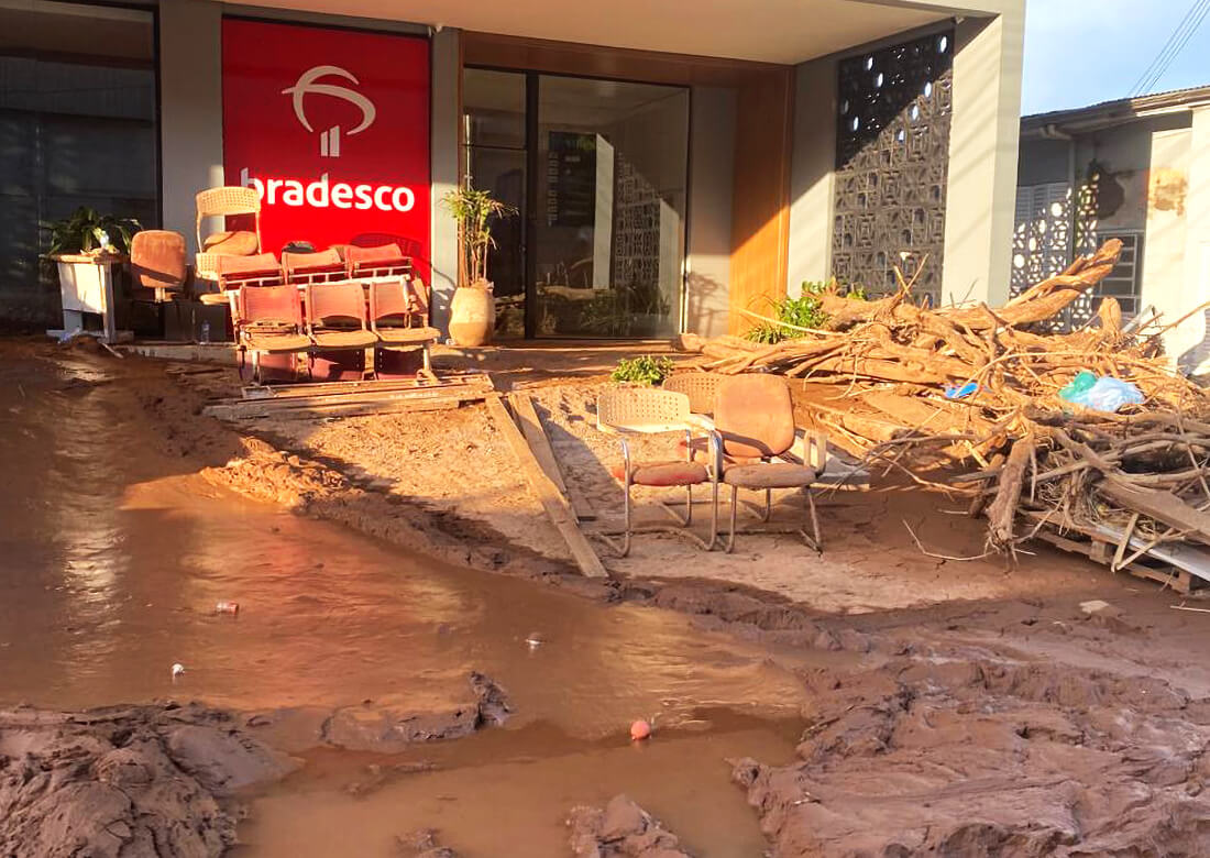 Capa Voluntários frederiquenses seguem os trabalhos de reconstrução da cidade de Muçum