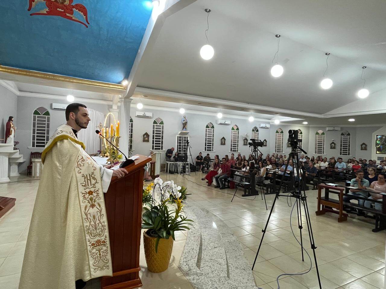 Capa Comunidade de Osvaldo Cruz inicia novena em preparação a 53ª Romaria de Nossa Senhora de Lourdes e a 28ª Romaria Diocesana do Enfermo