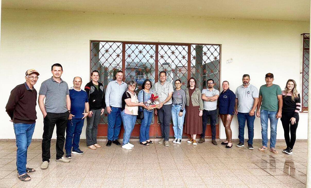 Capa Administração de Caiçara assina escritura do antigo Colégio das Irmãs e garante novo espaço para o setor público e projeto social