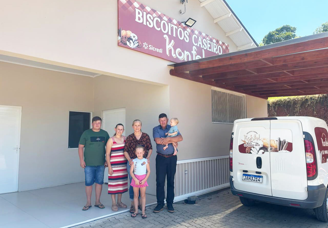 Capa Emater/RS-Ascar reforça protagonismo feminino no campo durante o mês da mulher