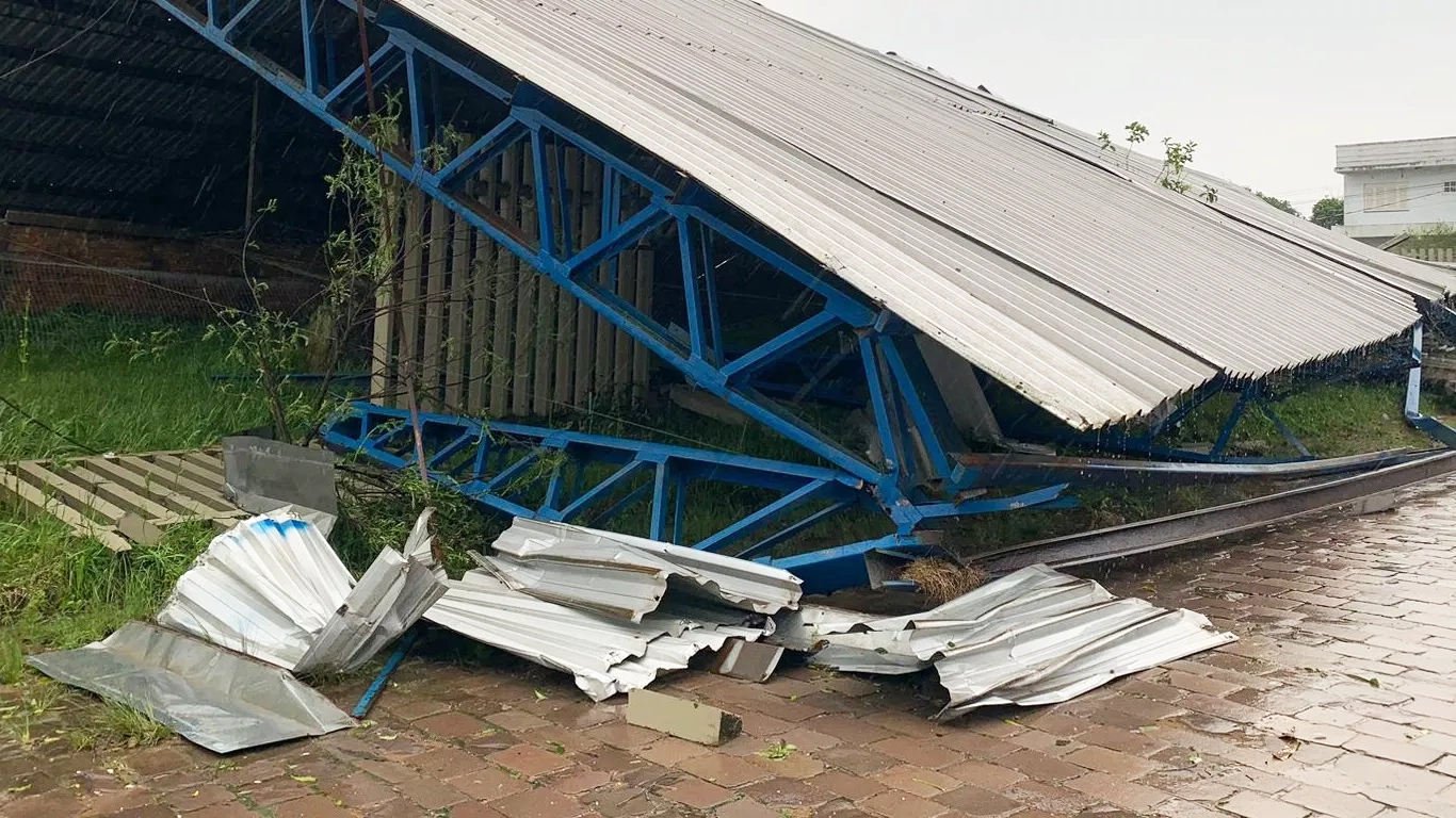 Capa Temporais devem atingir a região Noroeste do Estado nesta quinta-feira