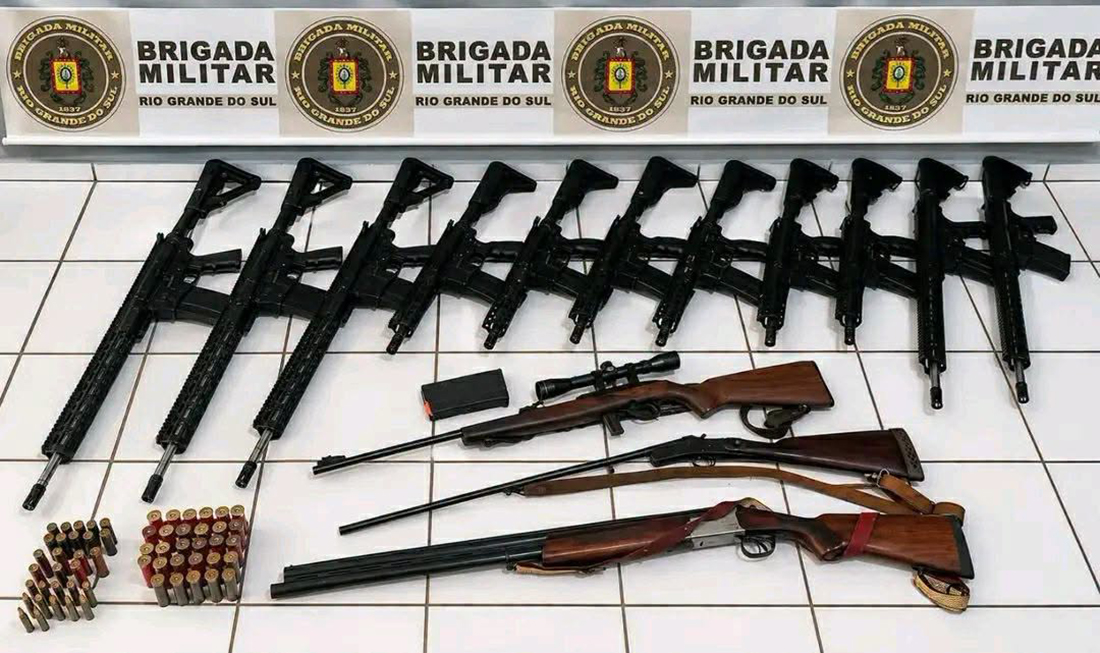 Capa Homem é preso com arsenal de 14 armas de fogo em Coronel Bicaco