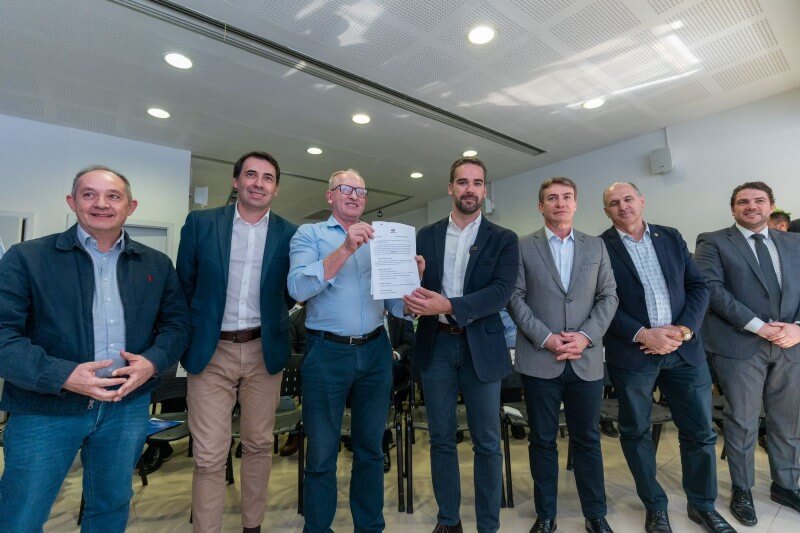 Capa Leite participa de encontro de prefeitos do norte gaúcho em Marau