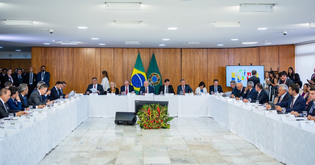 Capa Leite defende integração entre áreas para garantir segurança nas escolas