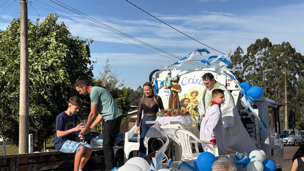 Capa Dia de São Cristóvão reúne fiéis, motoristas e caminhoneiros em celebração de fé em Planalto