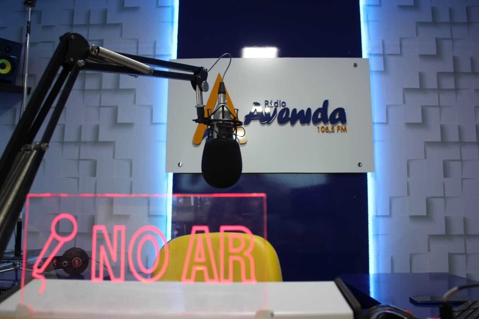 Capa Mudanças na programação da Rádio Avenida FM