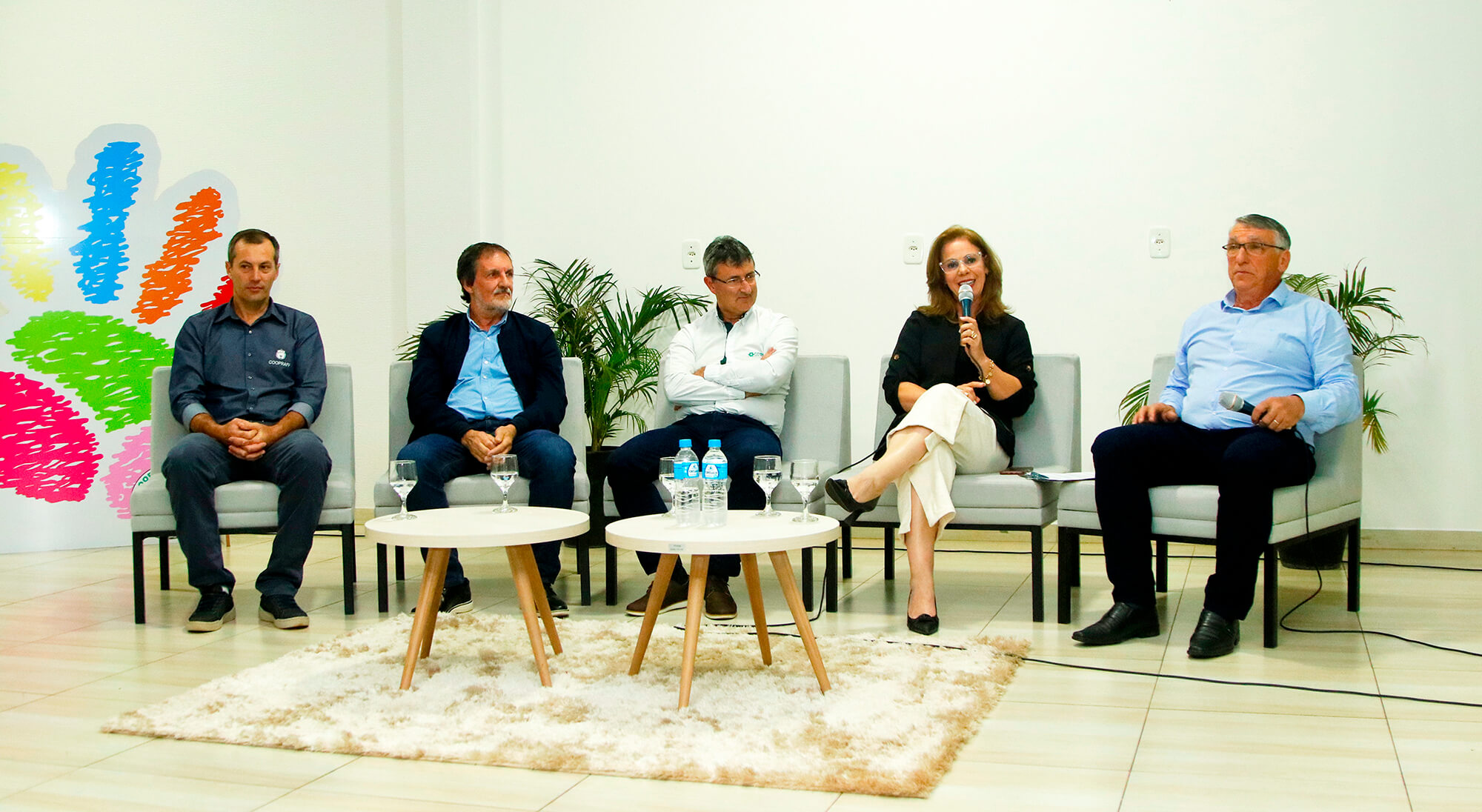 Capa “O cooperativismo como indutor do desenvolvimento” é tema de Seminário Regional
