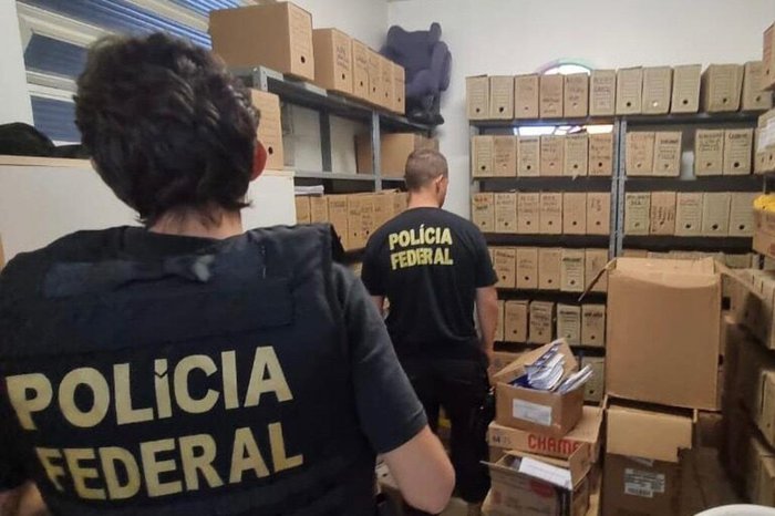 Capa Secretária estadual da Saúde é investigada pela Polícia Federal