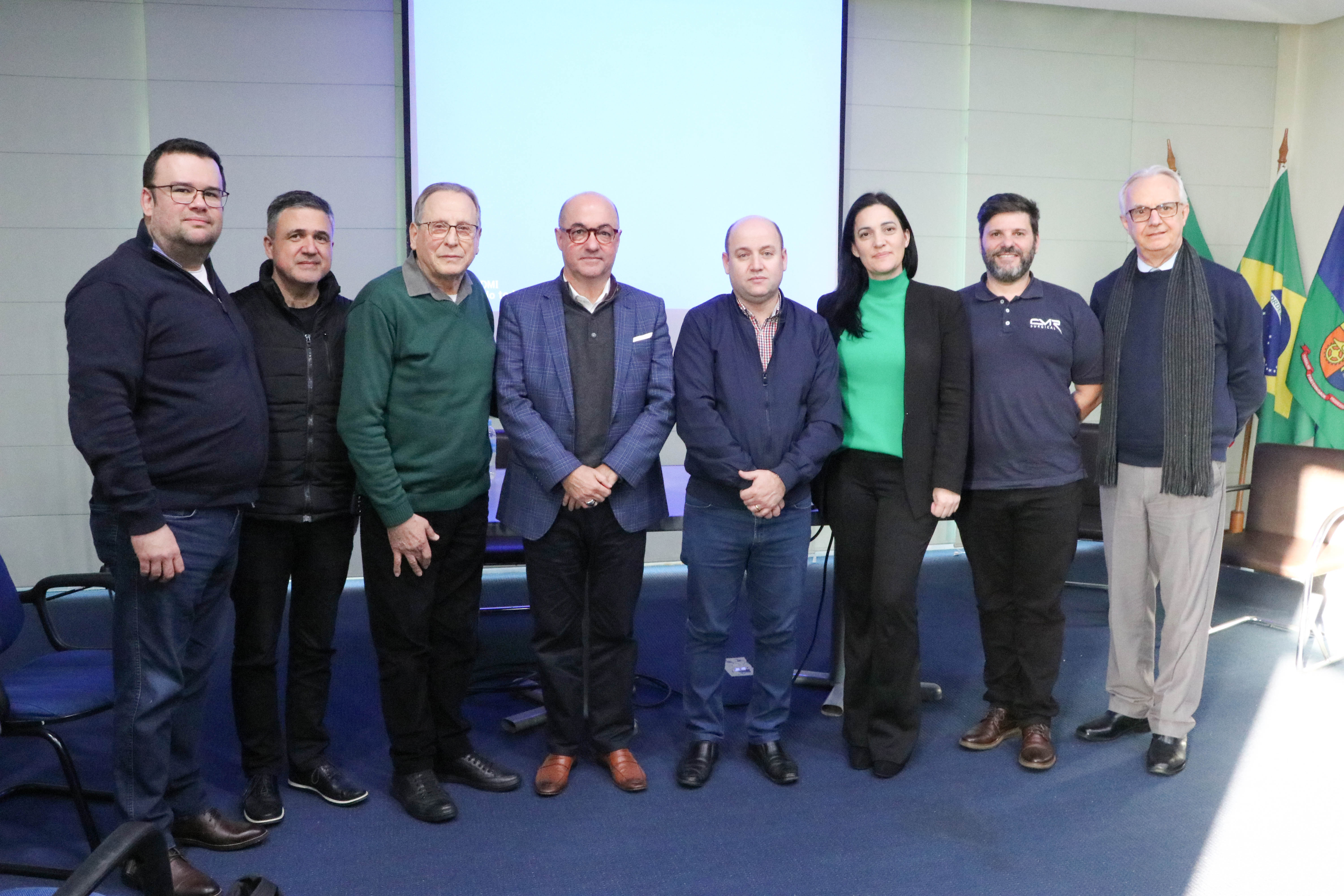Capa Empresa fabricante do robô Versius celebra parceria com o HSVP